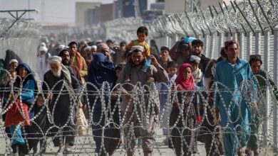 Pakistan içişleri bakanı Afgan mültecilerin sınır dışı edilmeye devam edildiğini vurguladı