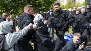 Filistinli destekçilere yönelik Alman polis şiddetine yönelik eleştirilerin yoğunlaşması