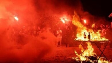 Protestocular Netanyahu’nun evinin önünde ateş açtı