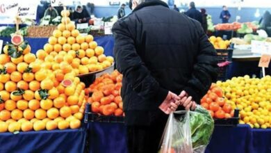 Türkiye enflasyona ve ekonomik kemer sıkmaya karşı