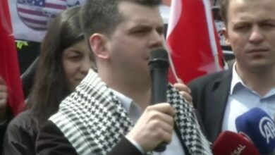 Türkiye’deki ABD Büyükelçiliği önünde miting