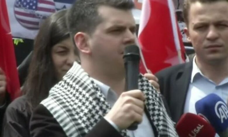 Türkiye’deki ABD Büyükelçiliği önünde miting