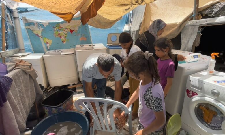 Gazze’de güneş enerjili çamaşırhane kurma konusunda Filistinli gençlik girişimi