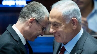 Netanyahu hapishaneden sağ kurtuldu