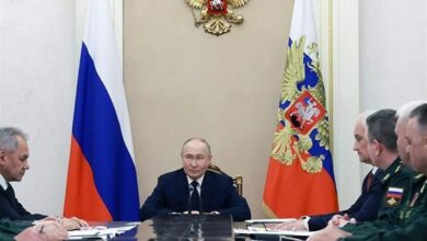 Putin: Rusya ekonomisi savunmaya geçmeli